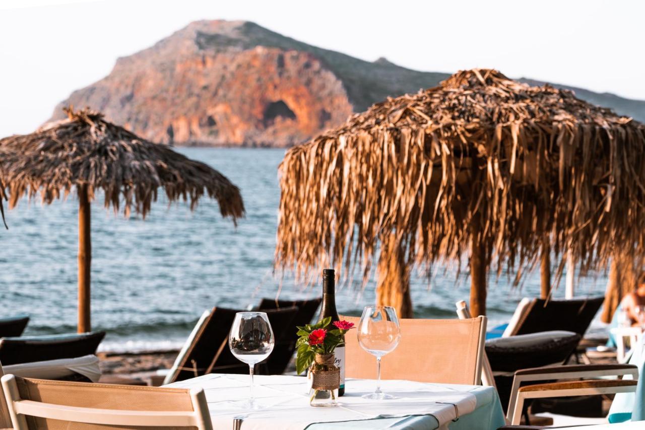 Troulakis Beach Hotel Agia Marina  Екстер'єр фото