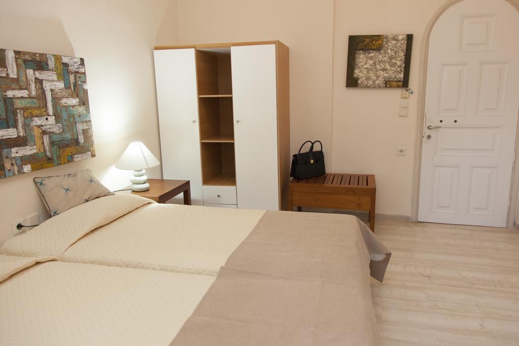 Troulakis Beach Hotel Agia Marina  Екстер'єр фото