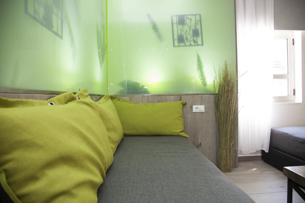 Troulakis Beach Hotel Agia Marina  Екстер'єр фото