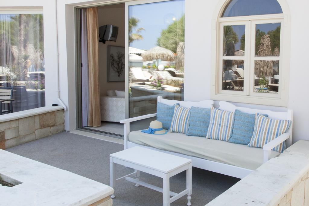 Troulakis Beach Hotel Agia Marina  Екстер'єр фото