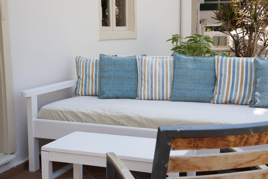 Troulakis Beach Hotel Agia Marina  Екстер'єр фото